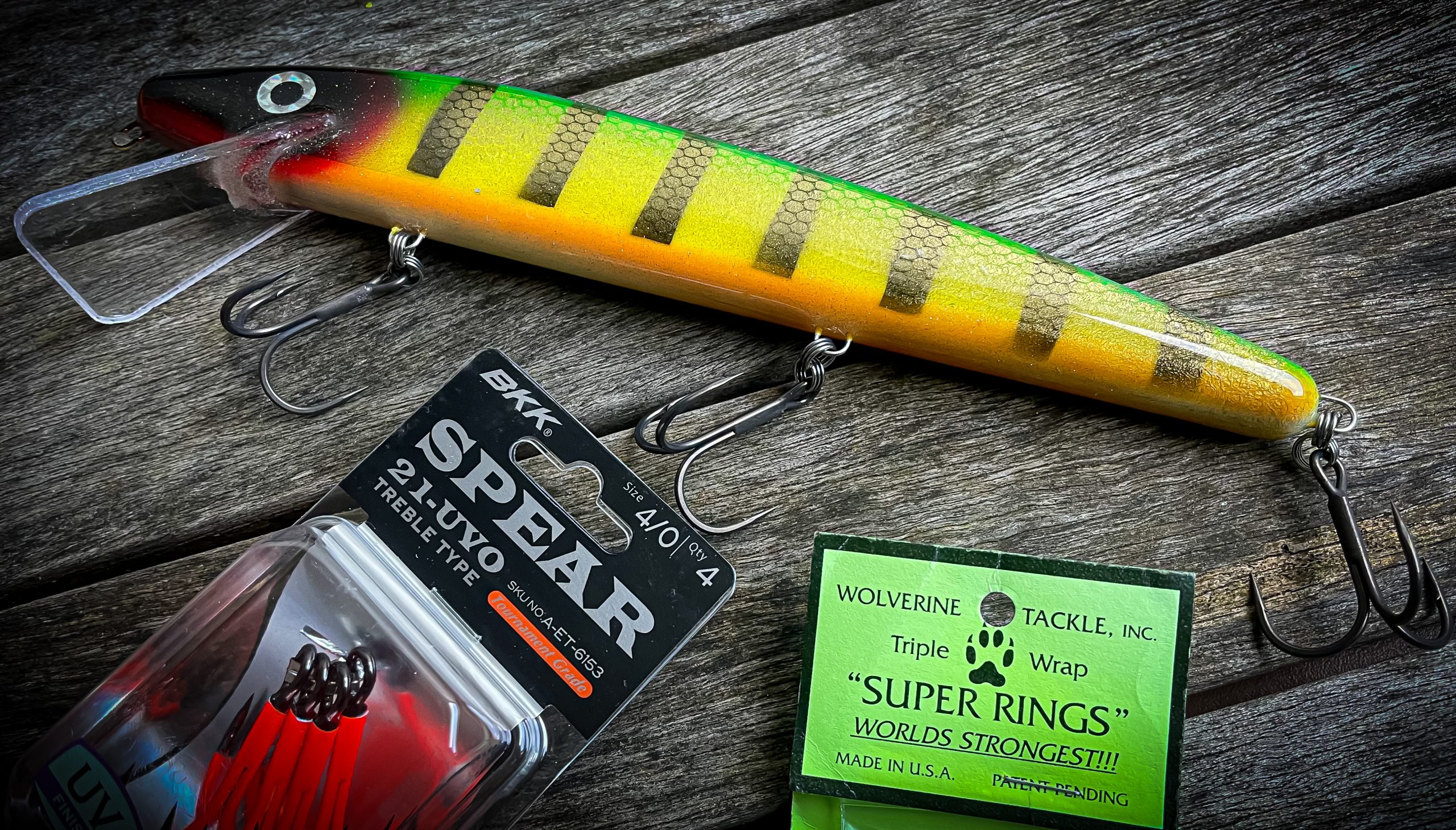 slammer minnow with bkk hooks spear 21 uvo and wolverine tackle superrings available at ezoko fishing canada